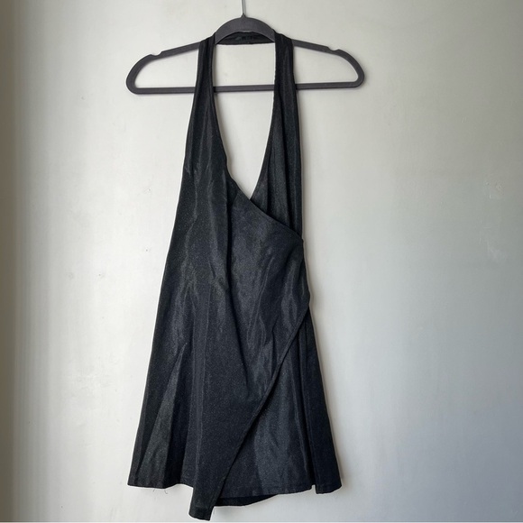 Princess Polly Paris Black Metallic Sparkle Halter Mini Dress 4 - Picture 5 of 8